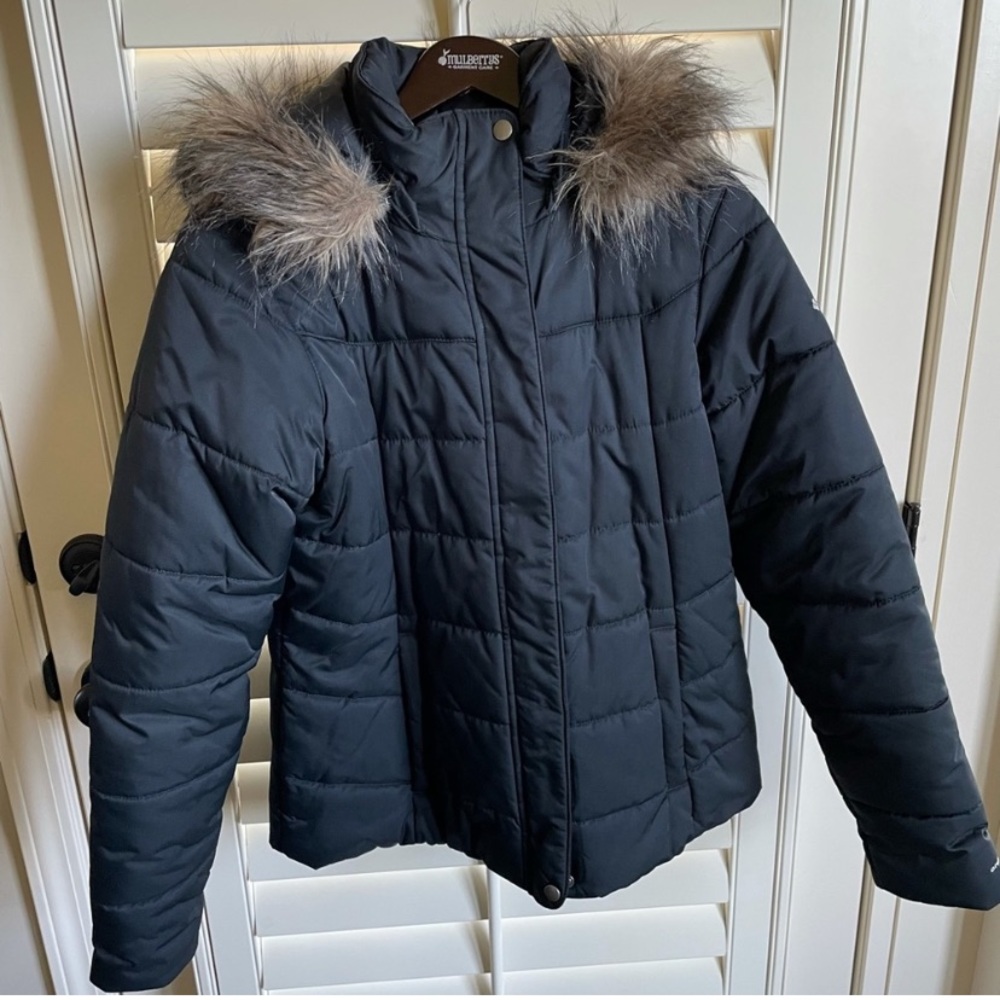 Columbia puffer fur hooded coat